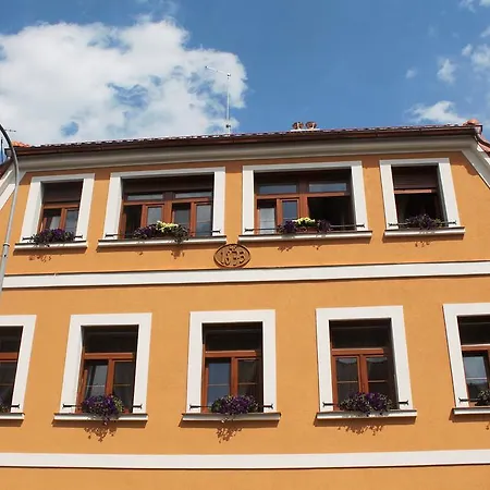 Apartments&suites žlutá Hruška Apartamento