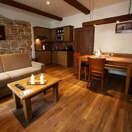 Apartments&suites žlutá Hruška Apartamento Plzeň