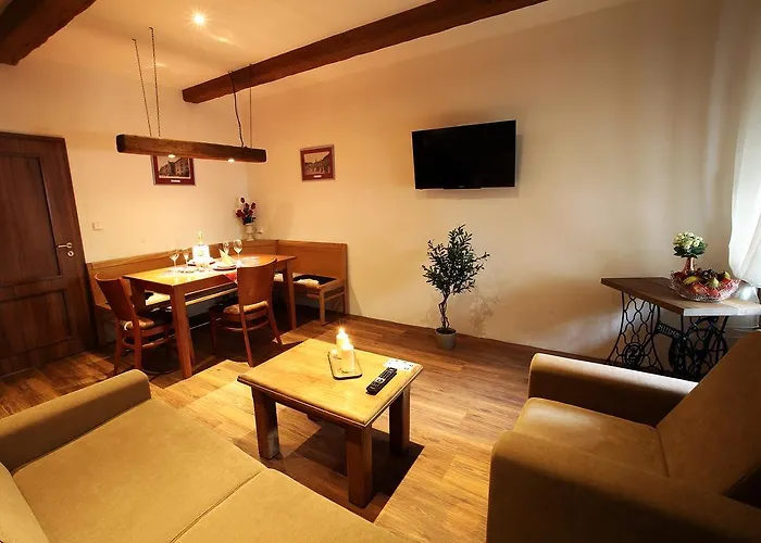 & Zluta Hruska דירה *