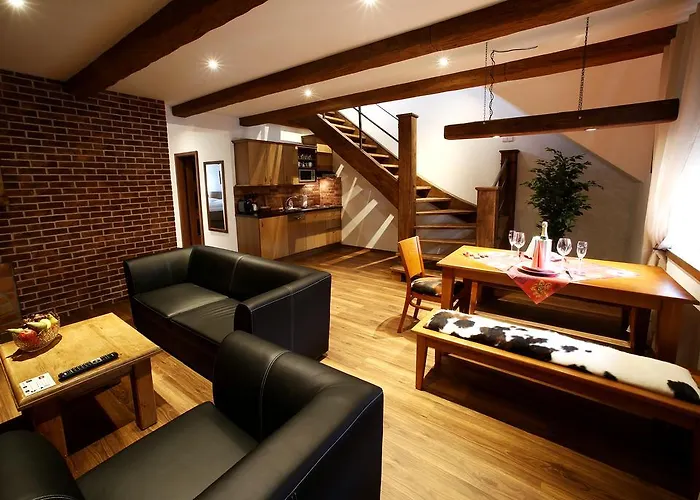 דירה & Zluta Hruska *