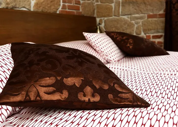 & Zluta Hruska プルゼニ