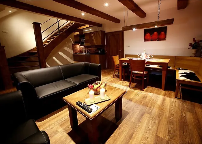 & Zluta Hruska アパート *