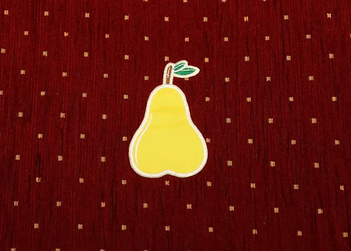 & Zluta Hruska * プルゼニ